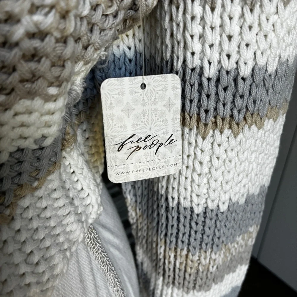 Free People Devon Cropped Sweater Gravity Combo Gray Cream Striped XS